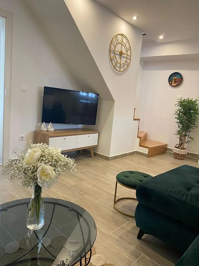 **Stone House ** Trogir Center ** Old Town Apartment Croatia