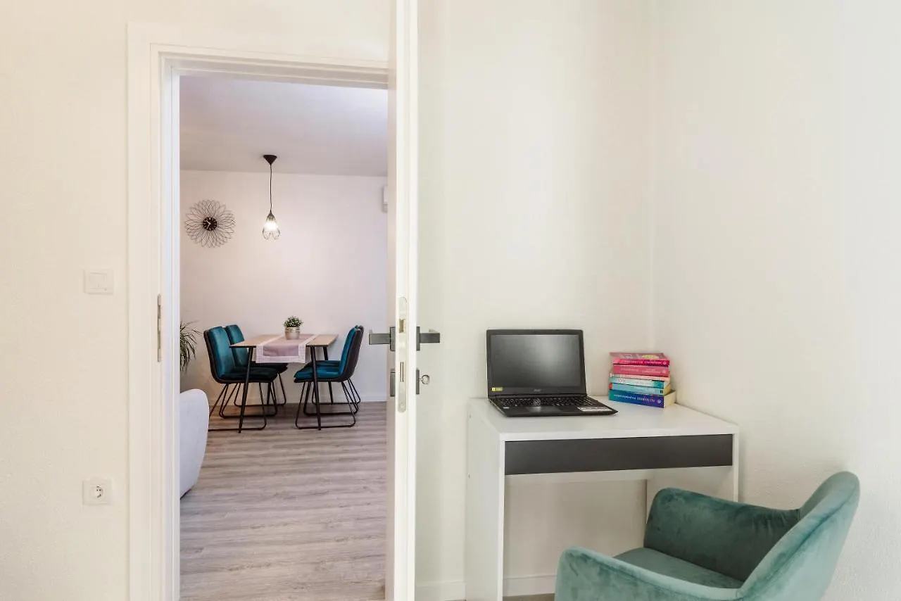 **Stone House ** Trogir Center ** Old Town Διαμέρισμα