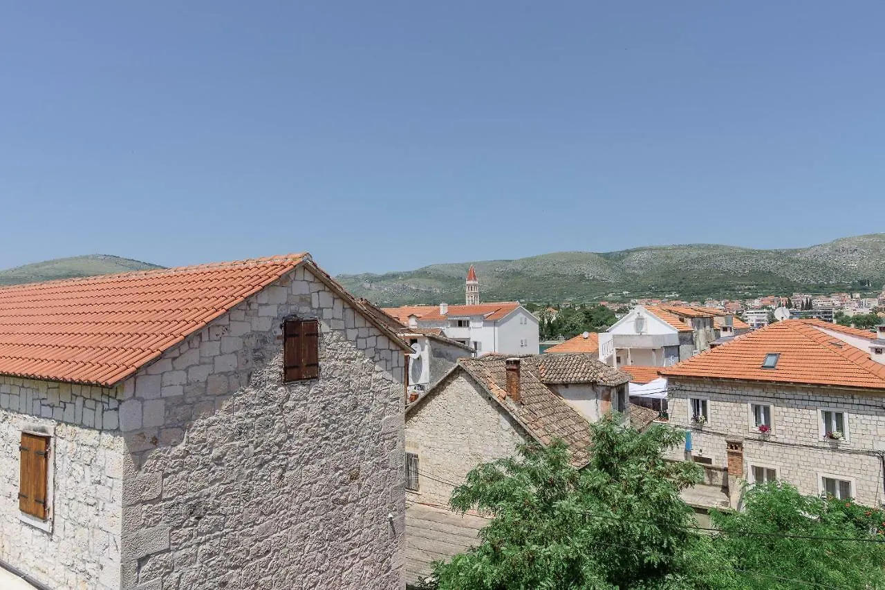 **Stone House ** Trogir Center ** Old Town Διαμέρισμα 0*,